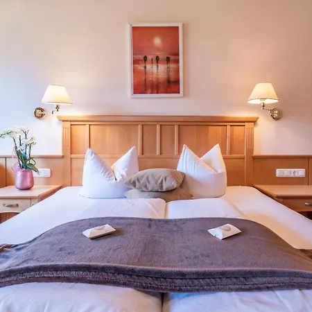 Sonnenhof Aparthotel Mayrhofen