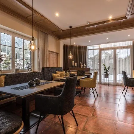 Apart Boutiquehotel Sonnenhof 4*