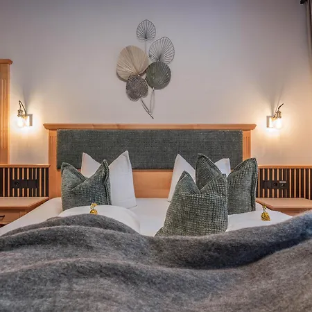 Boutiquehotel Sonnenhof 4* Майрхофен