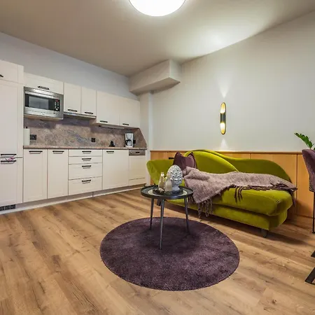 Hotel apartamentowy Sonnenhof Mayrhofen
