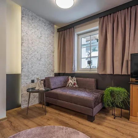 Boutiquehotel Sonnenhof Lägenhetshotell Mayrhofen