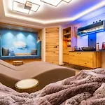 Boutiquehotel Sonnenhof Apart Otel Mayrhofen